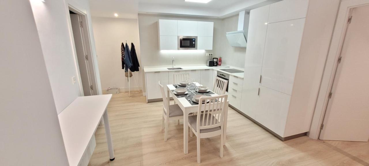 Cozy White Home In Getxo Exterior foto